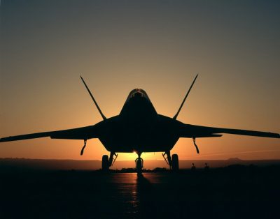 F-22 RAPTOR STEALTH-เครื่องบินขับไล่ล่องหนรุ่นที่ใช้เวลาพัฒนานานที่สุดในโครงการหนึ่งของกองทัพอากาศสหรัฐฯ