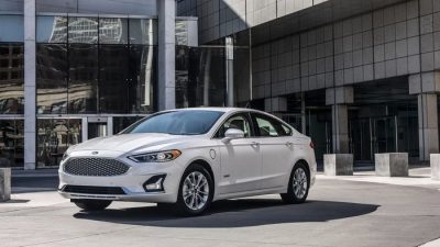 SLEEKER, SMARTER 2019 FUSION IS FIRST FORD WITH STANDARD FORD CO-PILOT360 DRIVER-ASSIST TECHNOLOGY, GREATER PLUG-IN HYBRID RANGE