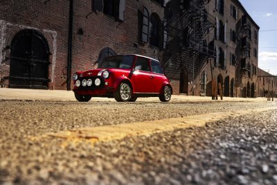 MINI builds one-off classic Mini Electric