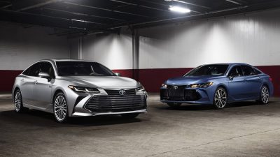 2019 Toyota Avalon Is More Efficient, Packs More Technology