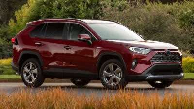 New Toyota RAV4 Hybrid Trim Falls Between Entry-Level And Top-Tier